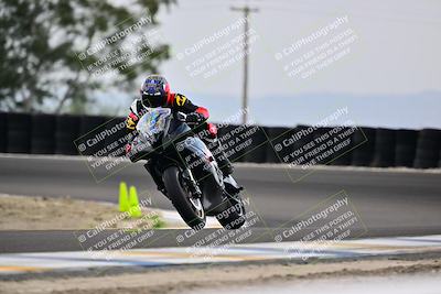 media/Apr-18-2025-TrackDaz (Fri) [[45f5874c44]]/B Group/Session 4 (Turn 6 - Outside)/